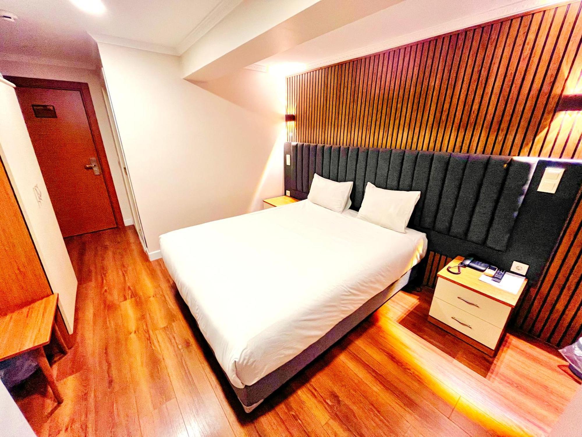 Naila Hotel Istanboel